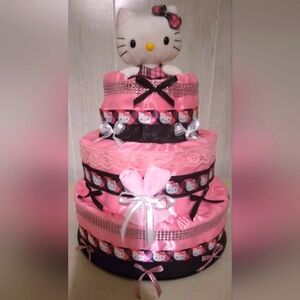 Hello Kitty Diaper cake